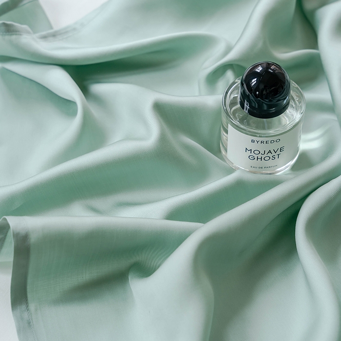 91家纺网 家纺一手货源 找家纺 咏绒家纺工厂店 2025新款60S奥地利兰精天丝轻奢系列-单床单 浅艾绿