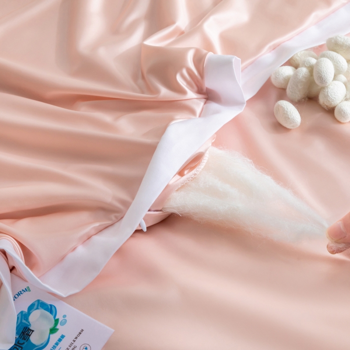 91家纺网 家纺一手货源 找家纺 野马寝具跨境电商专供 2025新款森氧冰蚕蚕丝被 粉色