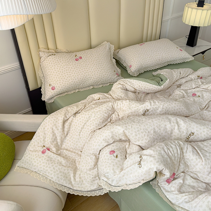 91家纺网 家纺一手货源 找家纺 竹合家纺 2025新款云感皱皱四件套-镂空花边款法式 花边款-小甜蜜