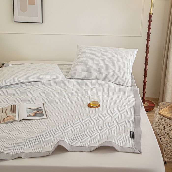 91家纺网 家纺一手货源 找家纺 野马寝具跨境电商专供 2025新款高分子冰感垫软凉席 正方格