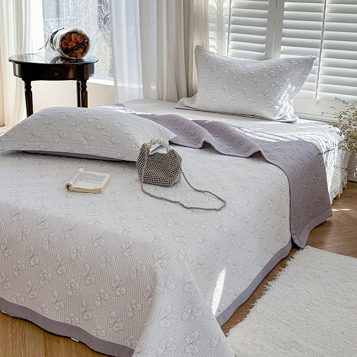 91家纺网 家纺一手货源 找家纺 （总）琳可家居 花开蝶自来系列双面再生纤维素纤维床盖高温水洗两面可用