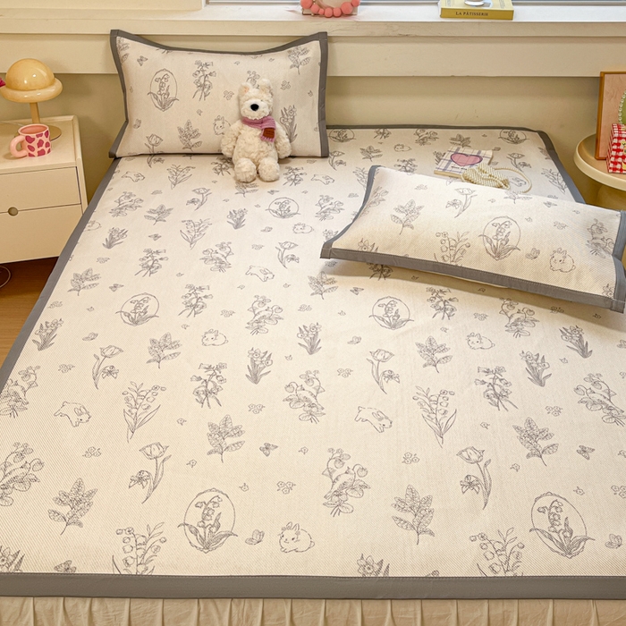 91家纺网 家纺一手货源 找家纺 慕澄家纺 2025新款小清新印花真冰藤系列凉席床席款 床席-花儿小兔