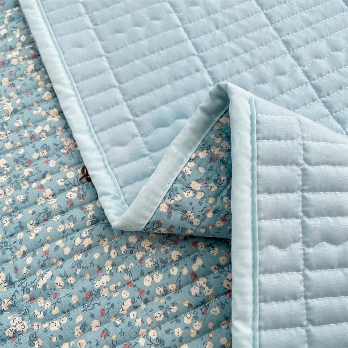 91家纺网 家纺一手货源 找家纺 恒爱 2025新款全棉印花单床盖 公主兔-蓝