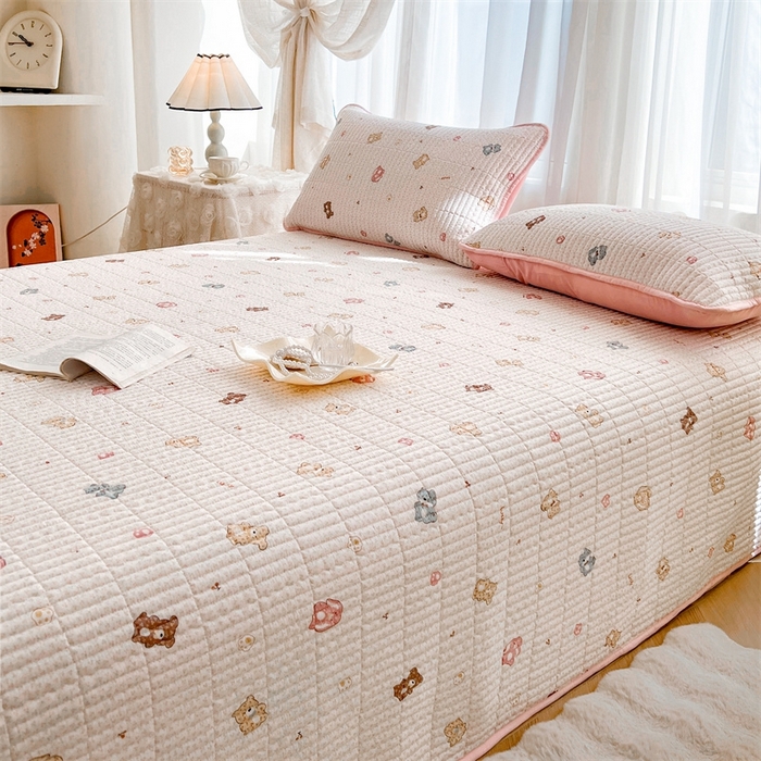 91家纺网 家纺一手货源 找家纺 恒爱 2025新款全棉印花单床盖 五彩熊