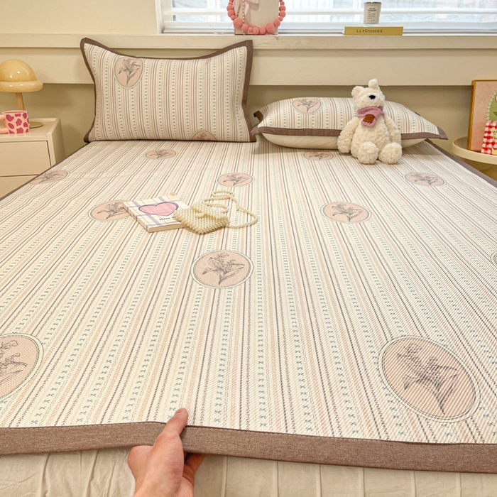 91家纺网 家纺一手货源 找家纺 慕澄家纺 2025新款小清新印花真冰藤系列凉席床席款 床席-意境