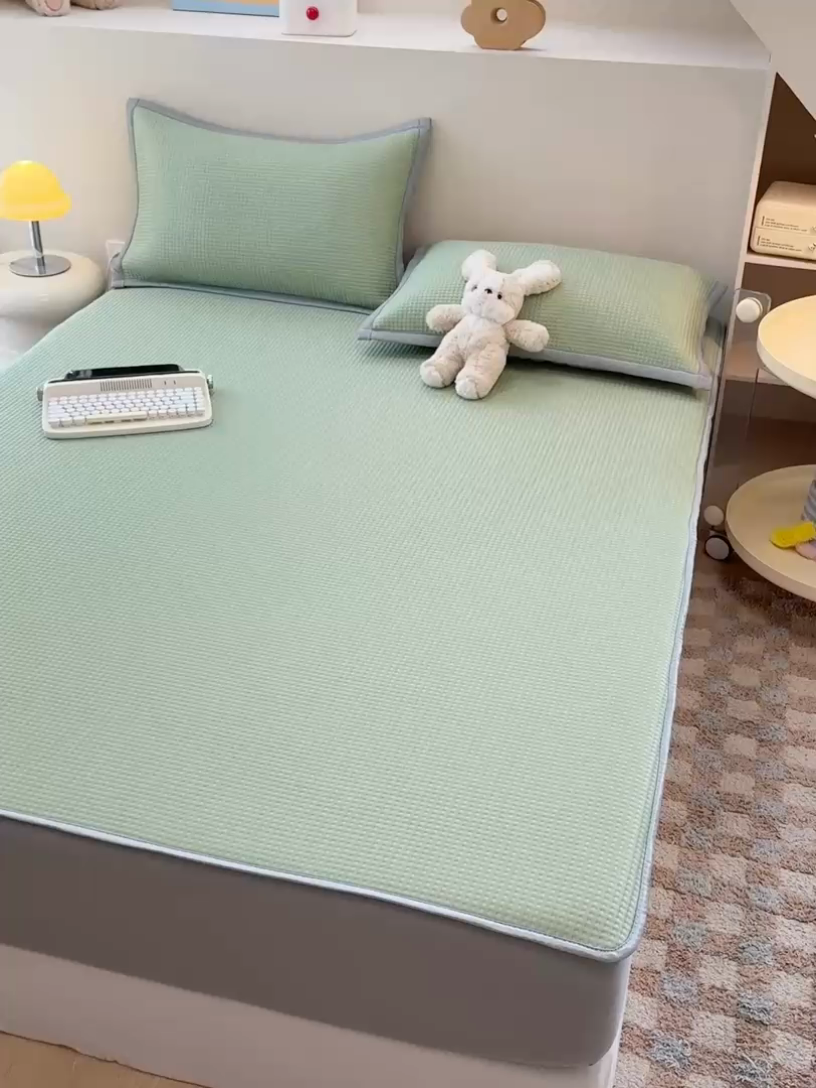 91家纺网 家纺一手货源 找家纺 金盛纺 2025新款冰豆豆凉席-床笠款 华夫格-绿