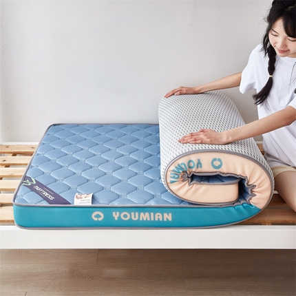 91家纺网 家纺一手货源 找家纺 （总）优承佳生活馆（床垫） 2025新款字母牛奶丝双边乳胶床垫-学生款