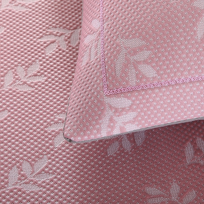 91家纺网 家纺一手货源 找家纺 法莱妮 2025夏季新款A类真凉感丝提花加厚三明治冰豆豆凉席-叶韵系列  叶韵-粉