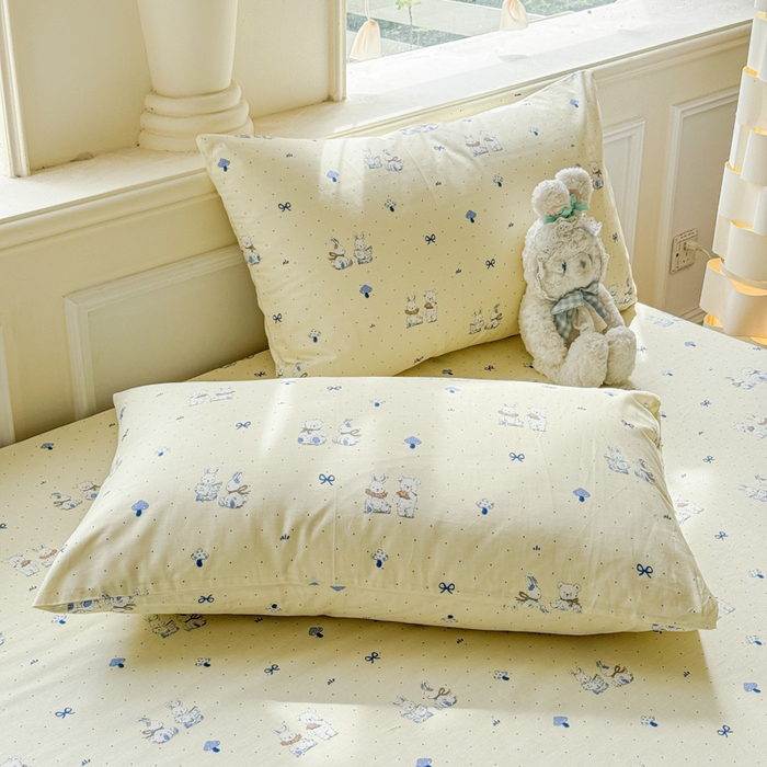 91家纺网 家纺一手货源 找家纺 2025新款全棉床单床笠 熊护萌兔  床笠款