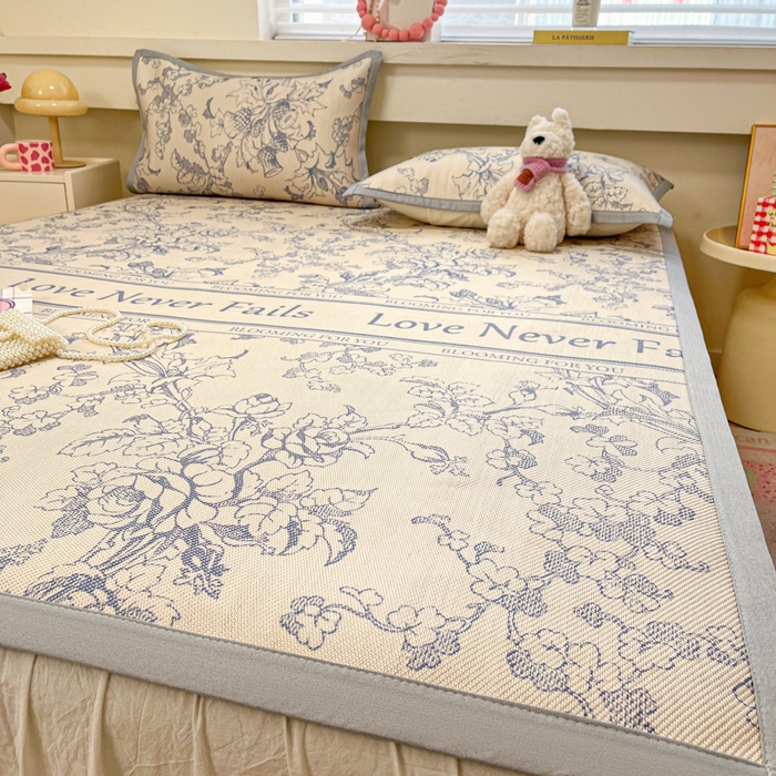 91家纺网 家纺一手货源 找家纺 慕澄家纺 2025新款小清新印花真冰藤系列凉席床席款 床席-洛克庄园