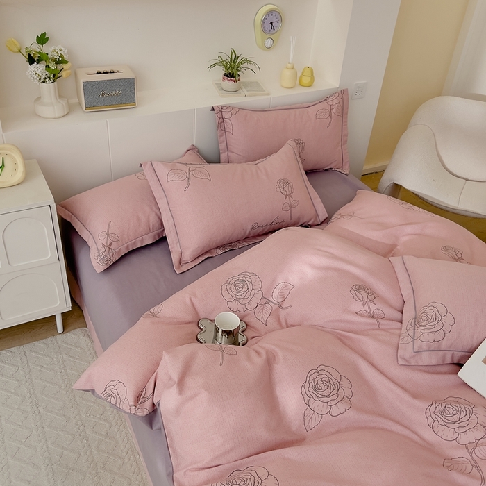 91家纺网 家纺一手货源 找家纺 优品阁 2024新款全棉磨毛四件套 法风玫瑰-粉