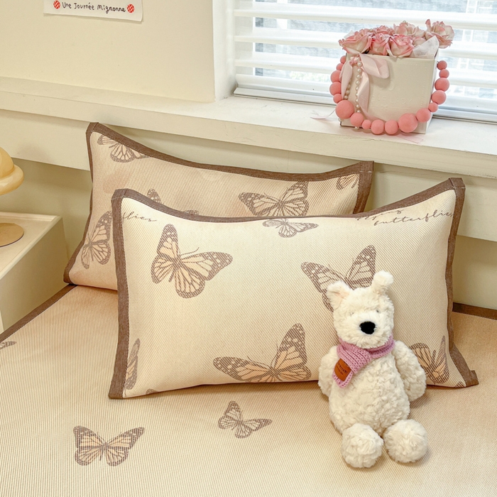 91家纺网 家纺一手货源 找家纺 慕澄家纺 2025新款小清新印花真冰藤系列凉席床席款 床席-翩翩蝴蝶