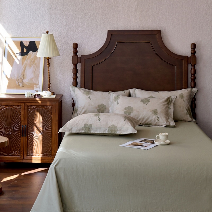 91家纺网 家纺一手货源 找家纺 由丽家纺 2025新款柔棉数码印花四件套系列 花季-绿