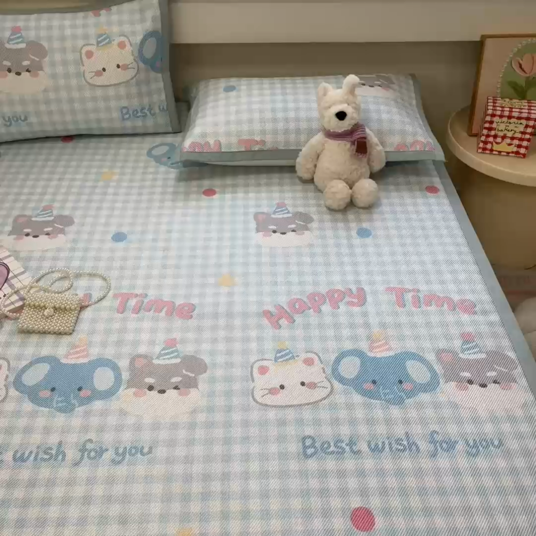 91家纺网 家纺一手货源 找家纺 慕澄家纺 2025新款小清新印花真冰藤系列凉席床席款 床席-趣乐园