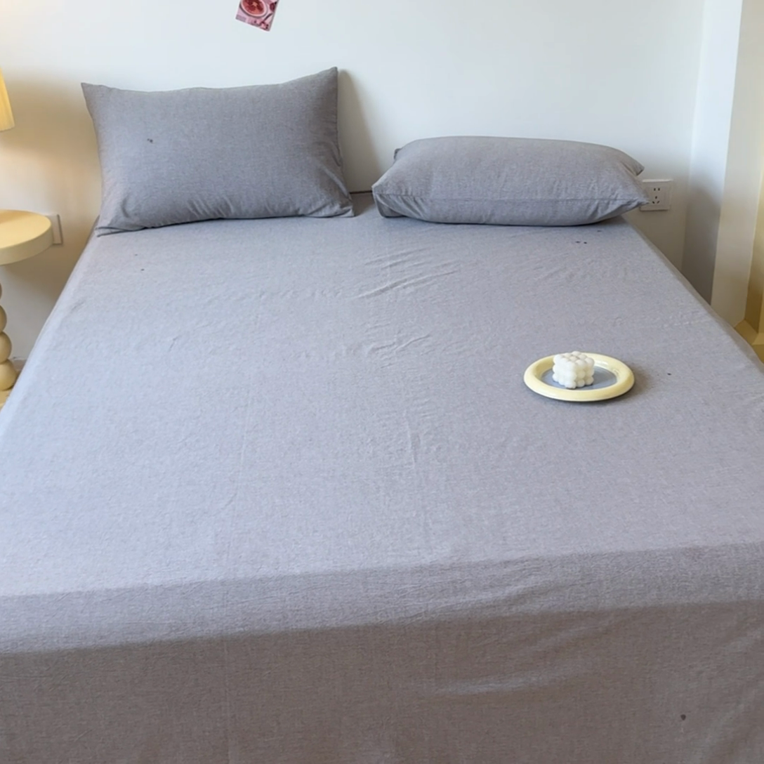 91家纺网 家纺一手货源 找家纺 2025新款全棉色织水洗棉床单床笠 青灰 床单款