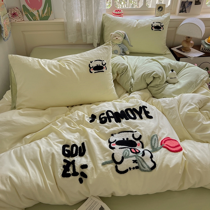 曼谷家纺 2025新款软糯毛巾绣水洗棉四件套 绅士狗狗-芝士绿