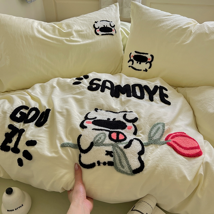 91家纺网 家纺一手货源 找家纺 曼谷家纺 2025新款软糯毛巾绣水洗棉四件套 绅士狗狗-芝士绿