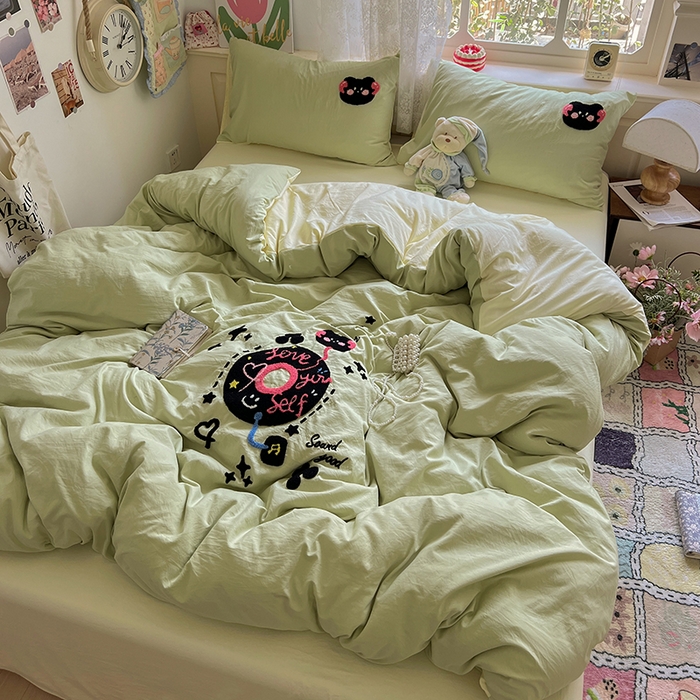 91家纺网 家纺一手货源 找家纺 曼谷家纺 2025新款软糯毛巾绣水洗棉四件套 音乐节-豆绿芝士