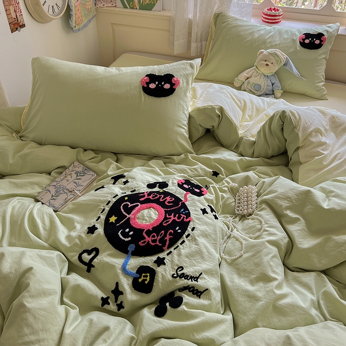 91家纺网 家纺一手货源 找家纺 曼谷家纺 2025新款软糯毛巾绣水洗棉四件套 音乐节-豆绿芝士