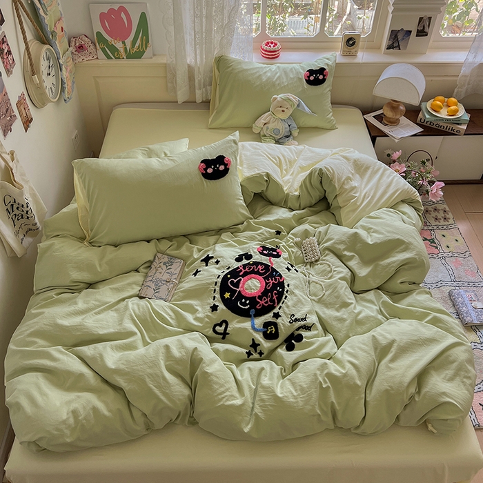 91家纺网 家纺一手货源 找家纺 曼谷家纺 2025新款软糯毛巾绣水洗棉四件套 音乐节-豆绿芝士