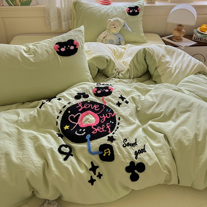 91家纺网 家纺一手货源 找家纺 曼谷家纺 2025新款软糯毛巾绣水洗棉四件套 音乐节-豆绿芝士