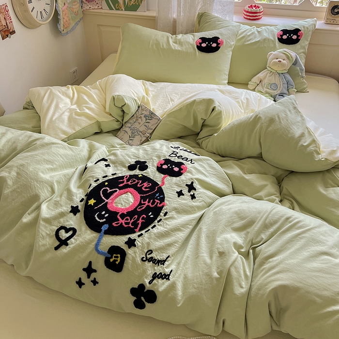 91家纺网 家纺一手货源 找家纺 曼谷家纺 2025新款软糯毛巾绣水洗棉四件套 音乐节-豆绿芝士