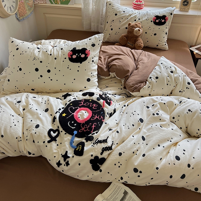 91家纺网 家纺一手货源 找家纺 曼谷家纺 2025新款软糯毛巾绣水洗棉四件套 音乐节-星球咖