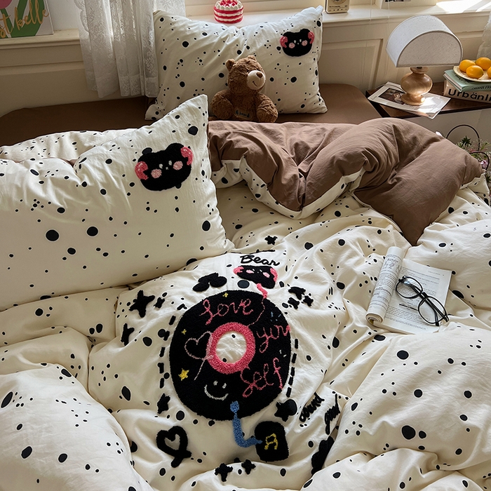 91家纺网 家纺一手货源 找家纺 曼谷家纺 2025新款软糯毛巾绣水洗棉四件套 音乐节-星球咖