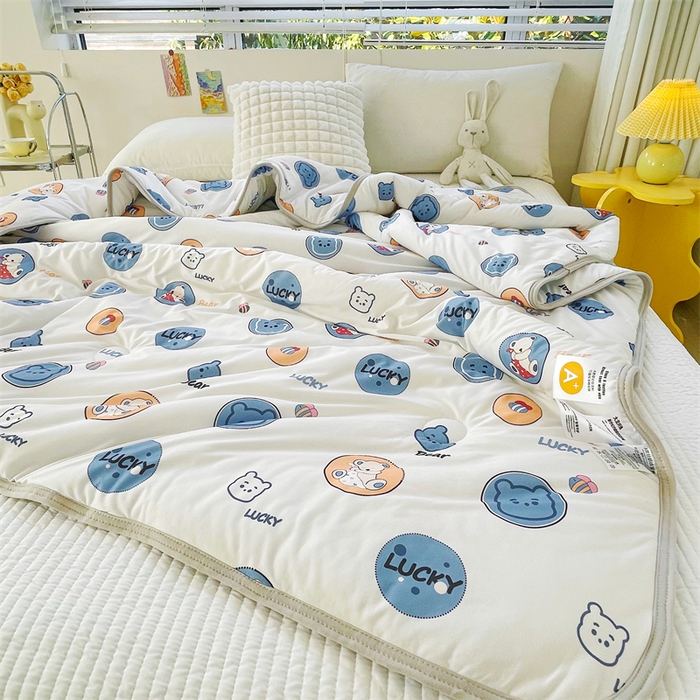 91家纺网 家纺一手货源 找家纺  （提供买家秀 爆款花型 不断货）2025新款A类大豆针织棉夏被空调被夏凉被 米米熊