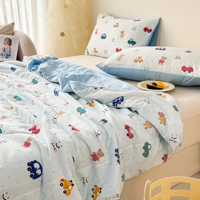 91家纺网 家纺一手货源 找家纺  （提供买家秀 爆款花型 不断货）2025新款水洗棉亲肤舒适印花夏被、夏被四件套 汽车园