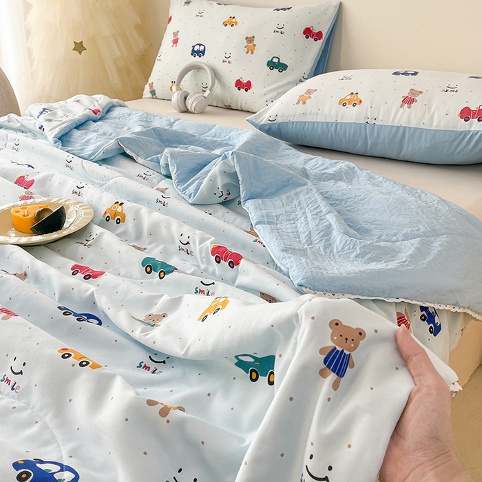 91家纺网 家纺一手货源 找家纺  （提供买家秀 爆款花型 不断货）2025新款水洗棉亲肤舒适印花夏被、夏被四件套 汽车园