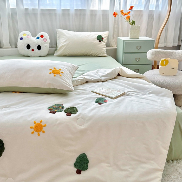 91家纺网 家纺一手货源 找家纺 如意朵 2025新款可爱卡通全棉小清新毛巾绣夏被 美好时光
