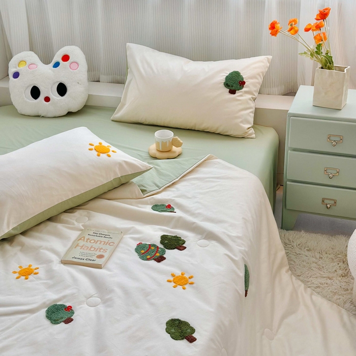 91家纺网 家纺一手货源 找家纺 如意朵 2025新款可爱卡通全棉小清新毛巾绣夏被 美好时光