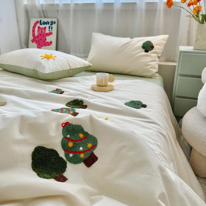 91家纺网 家纺一手货源 找家纺 如意朵 2025新款可爱卡通全棉小清新毛巾绣夏被 美好时光