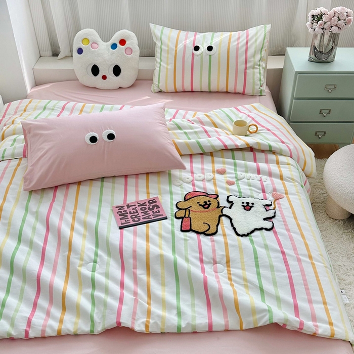 91家纺网 家纺一手货源 找家纺 如意朵 2025新款可爱卡通全棉小清新毛巾绣夏被 一起嗨