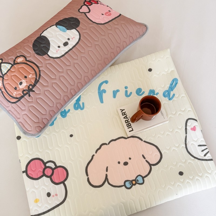 91家纺网 家纺一手货源 找家纺 顾里家纺 2025新款凉感丝数码印花ins大版卡通席三件套 好友圈