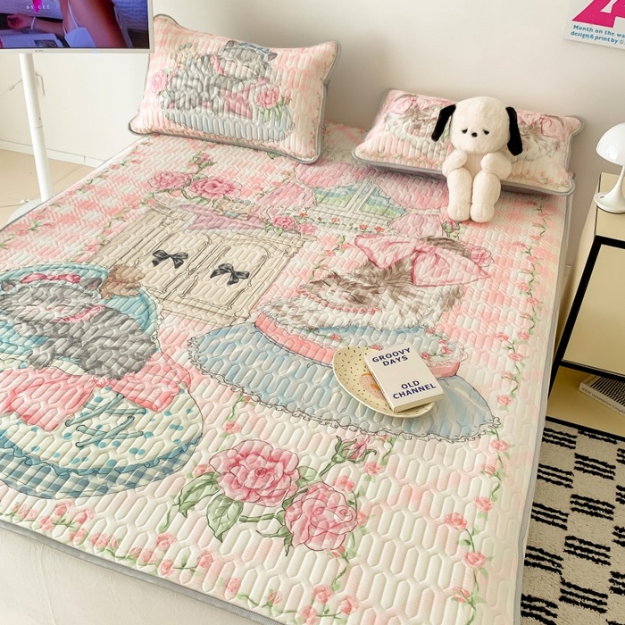 91家纺网 家纺一手货源 找家纺 顾里家纺 2025新款凉感丝数码印花ins大版卡通席三件套 猫猫梦想