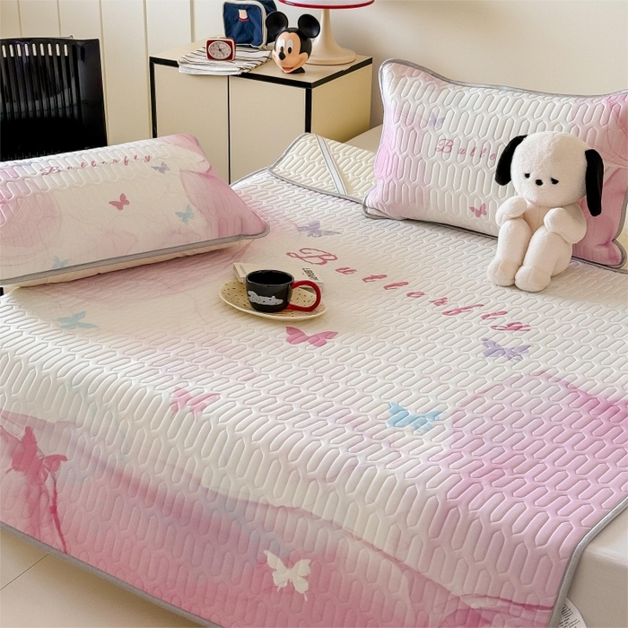 91家纺网 家纺一手货源 找家纺 顾里家纺 2025新款凉感丝数码印花ins大版卡通席三件套 梦境之花