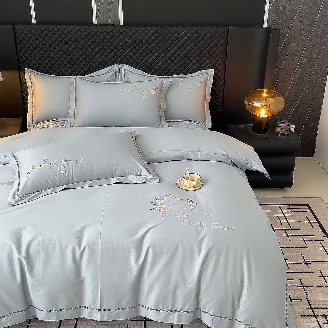 91家纺网 家纺一手货源 找家纺 美伦美焕 2025新款简约轻奢绣花四件套-蔓绣 蔓绣-北极蓝