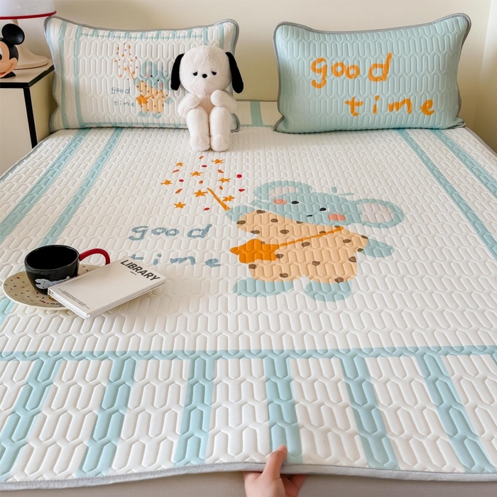 91家纺网 家纺一手货源 找家纺 顾里家纺 2025新款凉感丝数码印花ins大版卡通席三件套 许愿小象