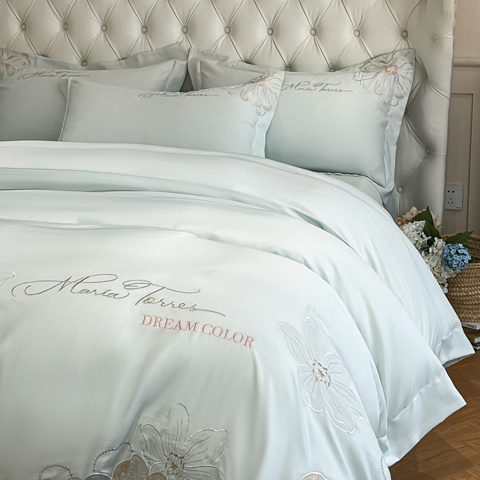 91家纺网 家纺一手货源 找家纺 新方向 2025新款天丝刺绣四件套-时光 时光-抹茶绿