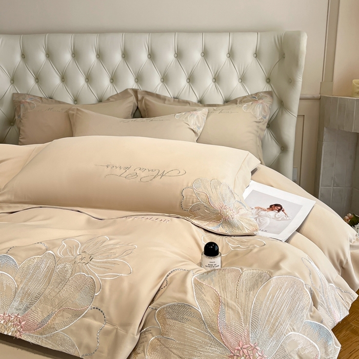 91家纺网 家纺一手货源 找家纺 新方向 2025新款天丝刺绣四件套-时光 时光-香槟