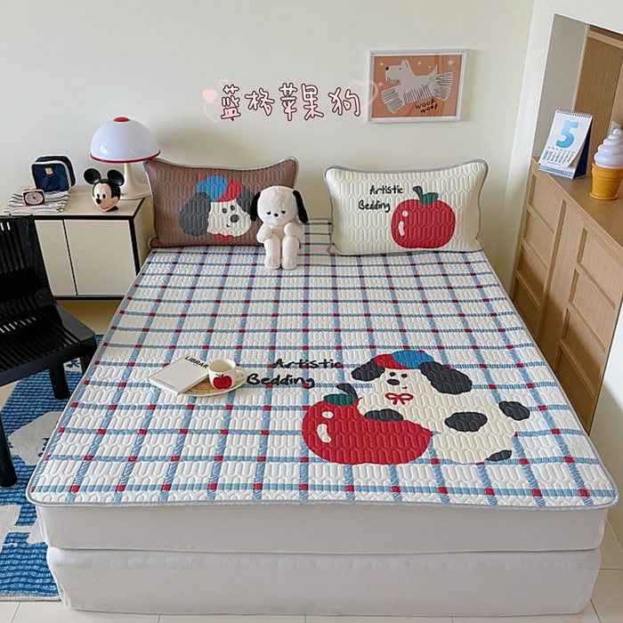 顾里家纺 2025新款凉感丝数码印花ins大版卡通席三件套 蓝格苹果狗