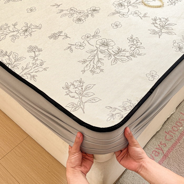 91家纺网 家纺一手货源 找家纺 慕澄家纺 2025新款小清新印花真冰藤系列凉席床笠款 床笠-花影