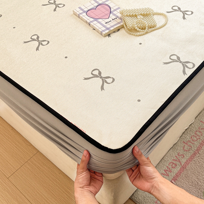 91家纺网 家纺一手货源 找家纺 慕澄家纺 2025新款小清新印花真冰藤系列凉席床笠款 床笠-波点蝴蝶结