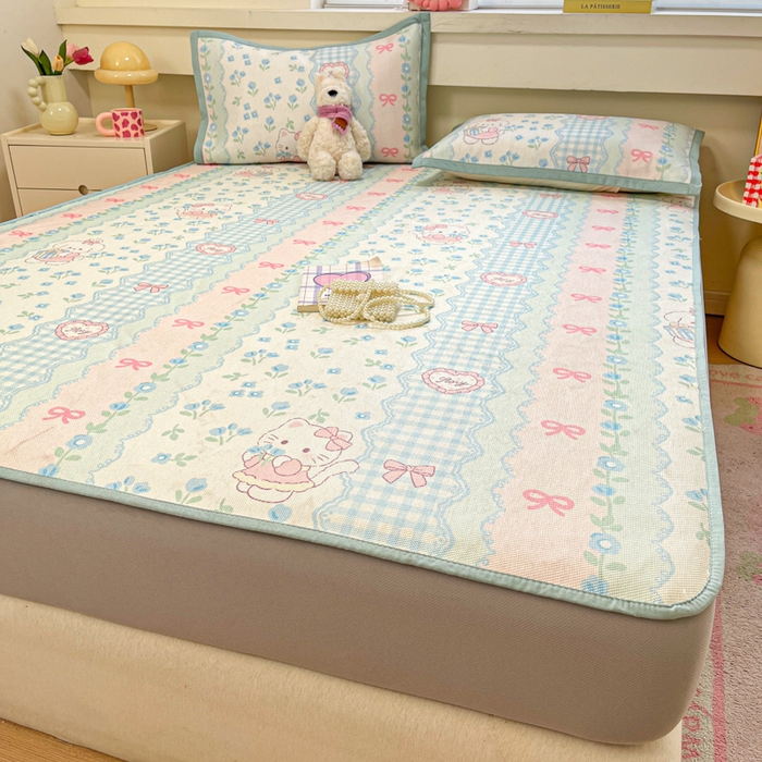 91家纺网 家纺一手货源 找家纺 慕澄家纺 2025新款小清新印花真冰藤系列凉席床笠款 床笠-蓝系宠儿