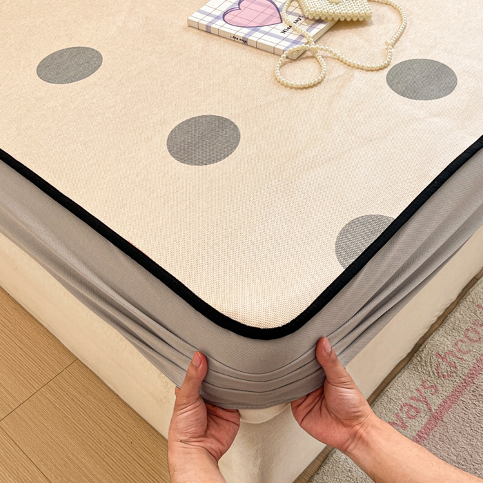 91家纺网 家纺一手货源 找家纺 慕澄家纺 2025新款小清新印花真冰藤系列凉席床笠款 床笠-圈圈