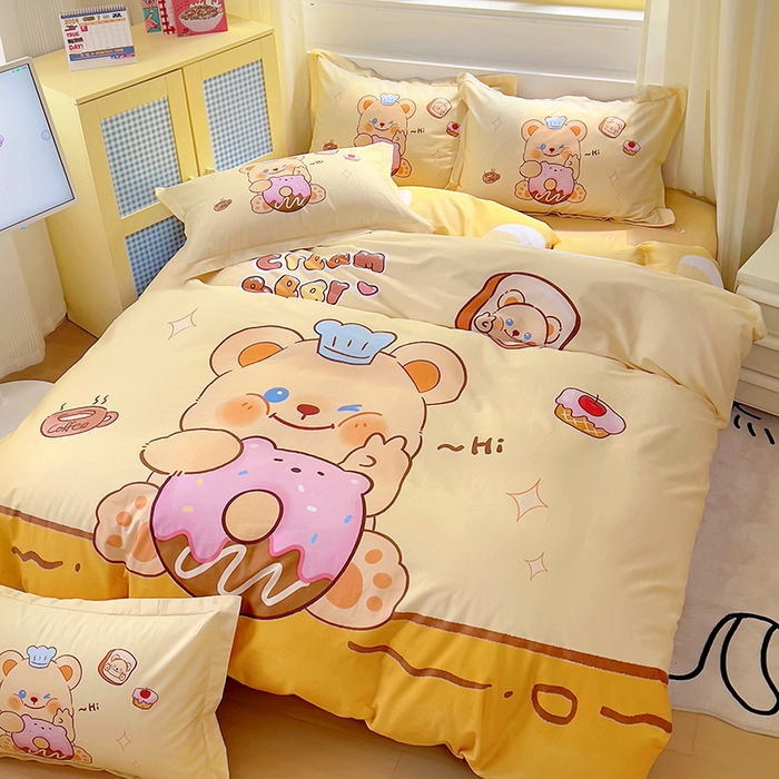 91家纺网 家纺一手货源 找家纺 浩诚 2025新款原创IP奶油小熊（黄油小熊）全棉纯棉四件套 小熊甜甜圈