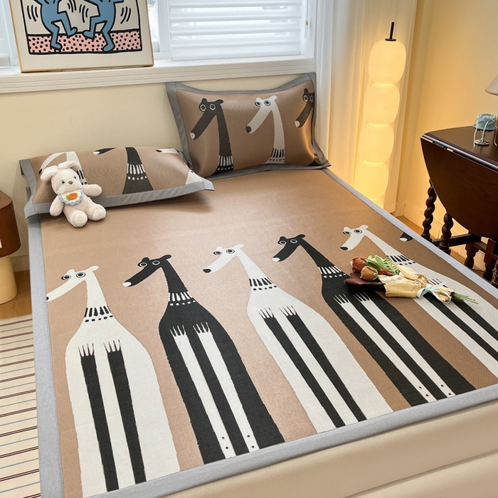 91家纺网 家纺一手货源 找家纺 羚羊语家纺 2025新款中古风1600D色织提花冰丝碳光复合凉席加厚620克平铺绑带款凉感云母冰感席子软席三件套 机器狗