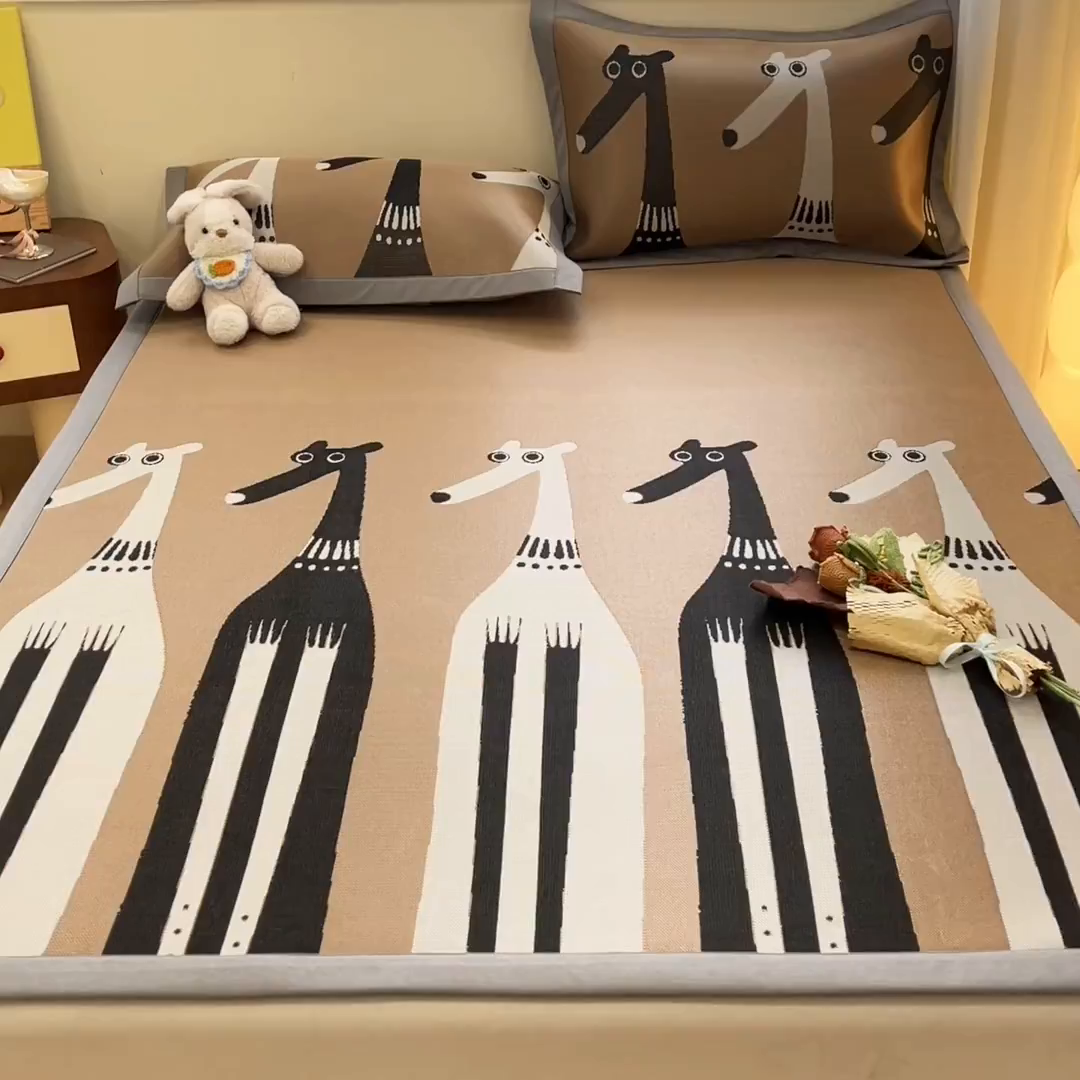 91家纺网 家纺一手货源 找家纺 羚羊语家纺 2025新款中古风1600D色织提花冰丝碳光复合凉席加厚620克平铺绑带款凉感云母冰感席子软席三件套 机器狗